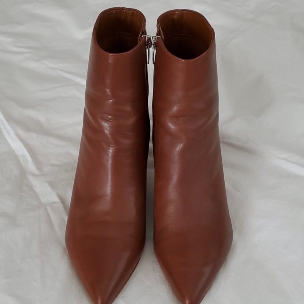 ✨Marc Fisher Ulani Cognac Boots